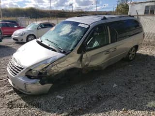 ✅ 2005 Chrysler Town & Country Touring • VIN: 2C4GP54L85R494536 • Лот: 85781835. Опубликован ранее на Copart с пробегом Не указан. Бесплатный доступ к архиву аукционных продаж из США и подробный отчёт об истории автомобиля на DreamBid. Изображение 1.