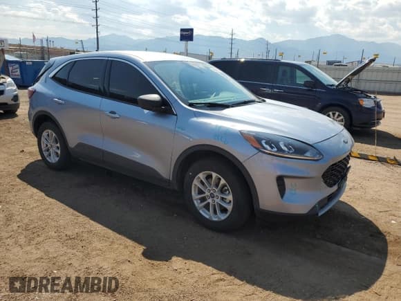 ✅ 2022 Ford Escape SE Hybrid • VIN: 1FMCU9BZ3NUA41087 • Lot: 71148495. Wystawiony na Copart z przebiegiem 49 197 mil. Bezpłatny archiwum sprzedaży aukcyjnych z USA i szczegółowy raport historii pojazdu na DreamBid. Zdjęcie 4.