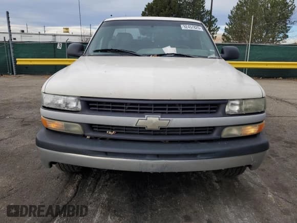 ✅ 2002 Chevrolet Silverado 1500 • VIN: 1GCEC14V32Z219980 • Lot: 92457825. Listed on Copart with Not provided. Free auction sales archive from the USA and detailed vehicle history report at DreamBid. Image 5.