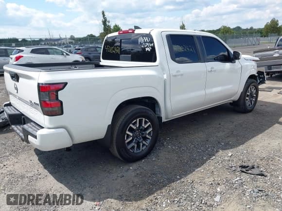 ✅ 2024 Nissan Frontier SV • VIN: 1N6ED1EK3RN634443 • Lot: 43102421. Listed on IAAI with 16,339 mi. Free auction sales archive from the USA and detailed vehicle history report at DreamBid. Image 4.