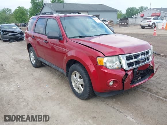 ✅ 2012 Ford Escape XLT • VIN: 1FMCU9D72CKB16916 • Лот: 42377086. Опубликован ранее на IAAI с пробегом 119 226 миль. Бесплатный доступ к архиву аукционных продаж из США и подробный отчёт об истории автомобиля на DreamBid. Изображение 1.