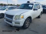 ✅ 2010 Ford Explorer XLT • VIN: 1FMEU7DE4AUA10948 • Lot: 43543058. Wystawiony na IAAI z przebiegiem 132 442 mil. Bezpłatny archiwum sprzedaży aukcyjnych z USA i szczegółowy raport historii pojazdu na DreamBid. Zdjęcie 2.