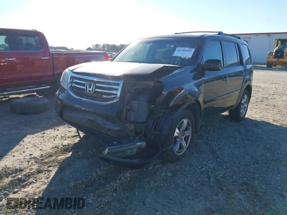 ✅ 2013 Honda Pilot EX-L • VIN: 5FNYF3H6XDB032098 • Lot: 43585685. Listed on IAAI with 245,565 mi. Free auction sales archive from the USA and detailed vehicle history report at DreamBid. Image 2.