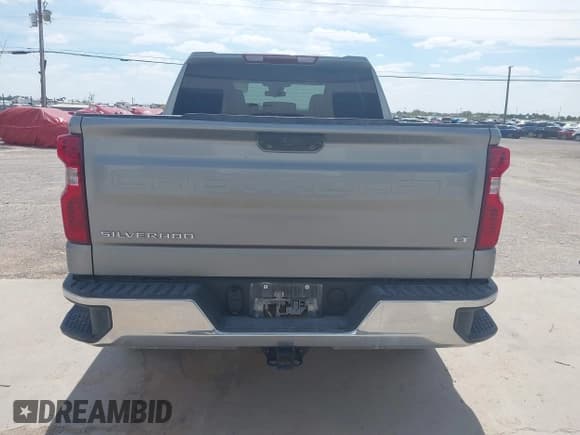✅ 2024 Chevrolet Silverado 1500 LT • VIN: 3GCPDKEK5RG227864 • Lot: 43225656. Listed on IAAI with 45,346 mi. Free auction sales archive from the USA and detailed vehicle history report at DreamBid. Image 16.
