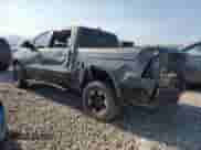 2020 Ram 1500 Rebel z VIN 1C6SRFLM5LN231149, wystawiony jako Copart lot #63299045 z przebiegiem 142 864 mil mil oraz Szkoda całkowita • Salvage title. Historia ofert i sprzedaży dostępna na DreamBid. Obrazek 2.