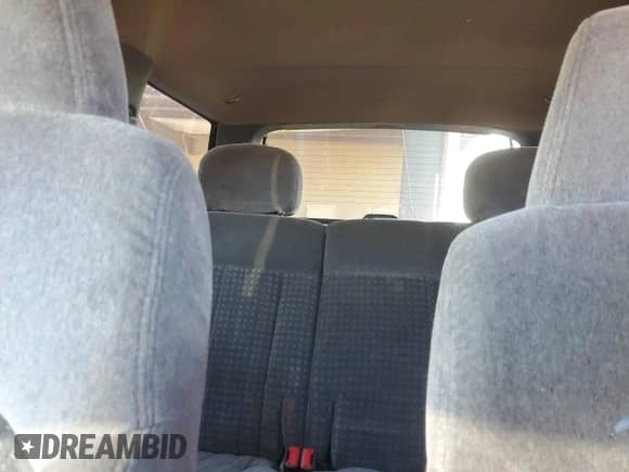 1998 Chevrolet Blazer LT z VIN 1GNDT13W4W2107054, wystawiony jako Copart lot #84475834 z przebiegiem 162 609 mil mil oraz Szkoda całkowita • Salvage title. Historia ofert i sprzedaży dostępna na DreamBid. Obrazek 10.