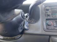 ✅ 2006 Chevrolet Silverado 2500HD LT1 • VIN: 1GCHK23D76F211225 • Lot: 41454948. Listed on IAAI with 203,000 mi. Free auction sales archive from the USA and detailed vehicle history report at DreamBid. Image 11.