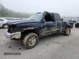 ✅ 2006 Chevrolet Silverado 2500HD Work Truck • VIN: 1GCHK29U46E171912 • Lot: 61402835. Wystawiony na Copart z przebiegiem Nie podano. Bezpłatny archiwum sprzedaży aukcyjnych z USA i szczegółowy raport historii pojazdu na DreamBid. Zdjęcie 1.