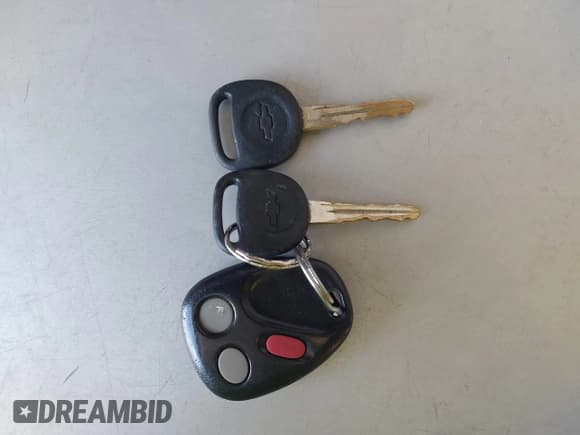 ✅ 2004 Chevrolet Suburban LT • VIN: 1GNFK16Z34J224578 • Lot: 42607252. Listed on IAAI with 293,717 mi. Free auction sales archive from the USA and detailed vehicle history report at DreamBid. Image 11.