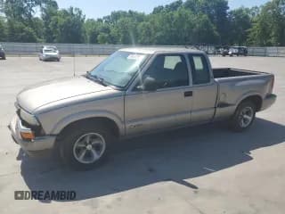 ✅ 1998 Chevrolet S-10 LS • VIN: 1GCCS19X2W8142549 • Лот: 54670265. Опубликован ранее на Copart с пробегом 184 711 миль. Бесплатный доступ к архиву аукционных продаж из США и подробный отчёт об истории автомобиля на DreamBid. Изображение 1.