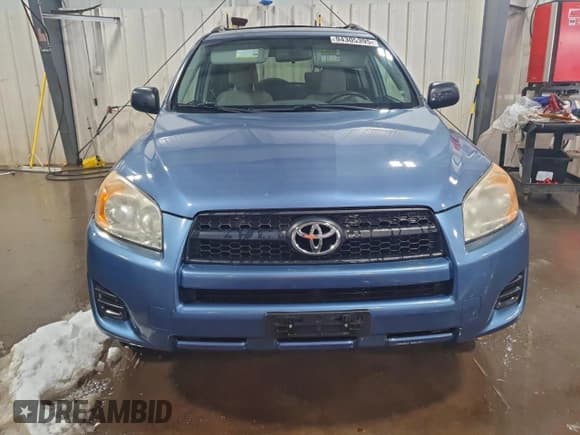 ✅ 2010 Toyota RAV4 • VIN: JTMZF4DV3A5030200 • Лот: 94305395. Опубликован ранее на Copart с пробегом 179 444 миль. Бесплатный доступ к архиву аукционных продаж из США и подробный отчёт об истории автомобиля на DreamBid. Изображение 5.