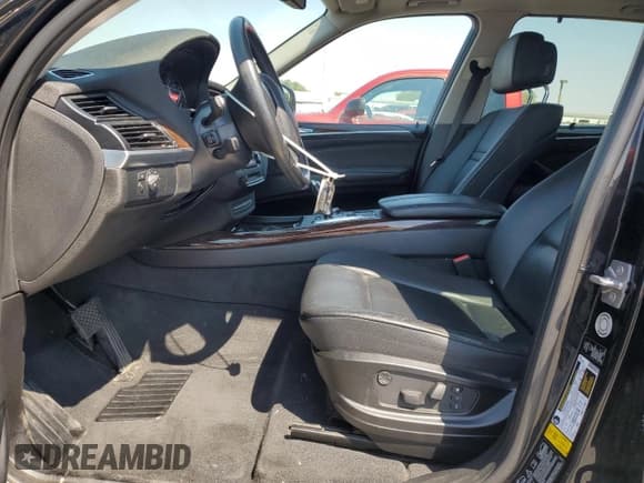 ✅ 2012 BMW X5 35d • VIN: 5UXZW0C54CL671055 • Лот: 68299345. Опубликован ранее на Copart с пробегом 178 974 миль. Бесплатный доступ к архиву аукционных продаж из США и подробный отчёт об истории автомобиля на DreamBid. Изображение 7.