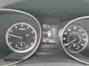 2017 Hyundai Santa Fe SE с VIN KM8SM4HF4HU233666, выставлен на аукционе Copart как лот 90401905 с пробегом 146 881 миль миль и Списание • Salvage title. История ставок и продаж доступна на DreamBid. Изображение 9.