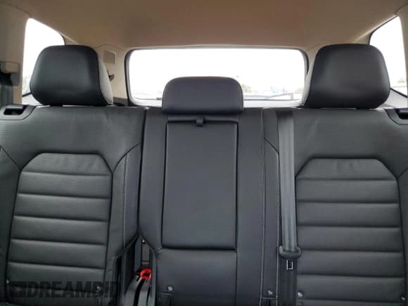 ✅ 2021 Volkswagen Atlas SEL Premium • VIN: 1V2TR2CA8MC535700 • Lot: 80538034. Listed on Copart with 82,093 mi. Free auction sales archive from the USA and detailed vehicle history report at DreamBid. Image 10.