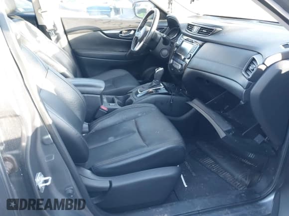 ✅ 2018 Nissan Rogue SV • VIN: JN8AT2MV3JW345779 • Lot: 38846878. Wystawiony na IAAI z przebiegiem Nie podano. Bezpłatny archiwum sprzedaży aukcyjnych z USA i szczegółowy raport historii pojazdu na DreamBid. Zdjęcie 5.