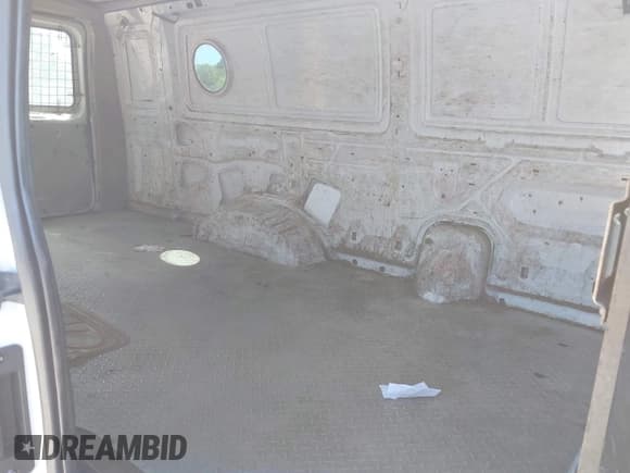 ✅ 2011 Ford Econoline Cargo Commercial • VIN: 1FDSS3EL7BDA76197 • Lot: 42317052. Listed on IAAI with 380,840 mi. Free auction sales archive from the USA and detailed vehicle history report at DreamBid. Image 8.