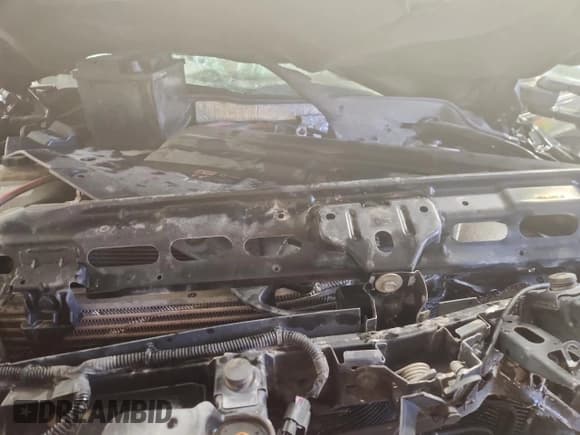 ✅ 2015 Chevrolet Silverado 2500HD High Country • VIN: 1GC1KXE83FF638092 • Лот: 92230045. Опубликован ранее на Copart с пробегом Не указан. Бесплатный доступ к архиву аукционных продаж из США и подробный отчёт об истории автомобиля на DreamBid. Изображение 11.