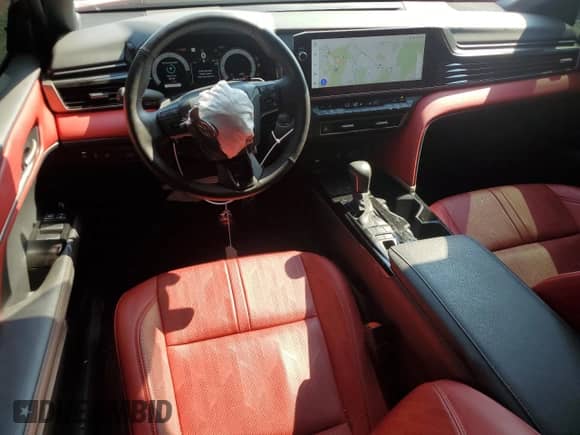 2025 Toyota Camry LE with VIN 4T1DAACK4SU088348, listed as a Copart auction lot 68684105 with 28,061 mi miles and Salvage title. Bid and sale history available at DreamBid. Image 8.