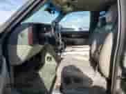 2002 Chevrolet Suburban Z71 с VIN 3GNFK16T02G237847, выставлен на аукционе Copart как лот 85391084 с пробегом 277 509 миль миль и Чистый • Clean title. История ставок и продаж доступна на DreamBid. Изображение 7.
