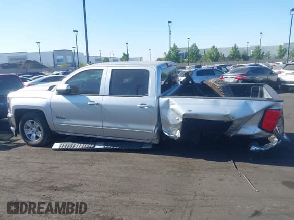 ✅ 2018 Chevrolet Silverado 1500 LT • VIN: 3GCPCREH2JG345066 • Лот: 42843232. Опубликован ранее на IAAI с пробегом 97 138 миль. Бесплатный доступ к архиву аукционных продаж из США и подробный отчёт об истории автомобиля на DreamBid. Изображение 15.