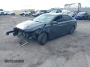 ✅ 2023 Kia Forte GT-Line • VIN: 3KPF54AD0PE550207 • Lot: 43009063. Wystawiony na IAAI z przebiegiem 25 491 mil. Bezpłatny archiwum sprzedaży aukcyjnych z USA i szczegółowy raport historii pojazdu na DreamBid. Zdjęcie 2.