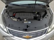 ✅ 2014 Chevrolet Traverse LS • VIN: 1GNKRFKD5EJ210409 • Lot: 71789794. Wystawiony na Copart z przebiegiem 82 645 mil. Bezpłatny archiwum sprzedaży aukcyjnych z USA i szczegółowy raport historii pojazdu na DreamBid. Zdjęcie 12.