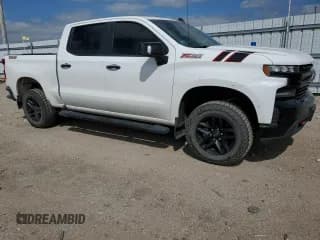 ✅ 2019 Chevrolet Silverado 1500 LT Trail Boss • VIN: 3GCPYFED6KG144141 • Lot: 66361384. Wystawiony na Copart z przebiegiem 85 083 mil. Bezpłatny archiwum sprzedaży aukcyjnych z USA i szczegółowy raport historii pojazdu na DreamBid. Zdjęcie 4.