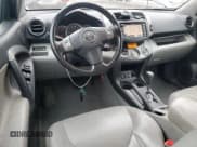 ✅ 2010 Toyota RAV4 Limited • VIN: 2T3DK4DV9AW018230 • Лот: 92012755. Опубликован ранее на Copart с пробегом 212 018 миль. Бесплатный доступ к архиву аукционных продаж из США и подробный отчёт об истории автомобиля на DreamBid. Изображение 8.