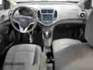 2017 Chevrolet Sonic LS с VIN 1G1JB5SH3H4167268, выставлен на аукционе Copart как лот 71579924 с пробегом Не указан миль и Списание • Salvage title. История ставок и продаж доступна на DreamBid. Изображение 8.