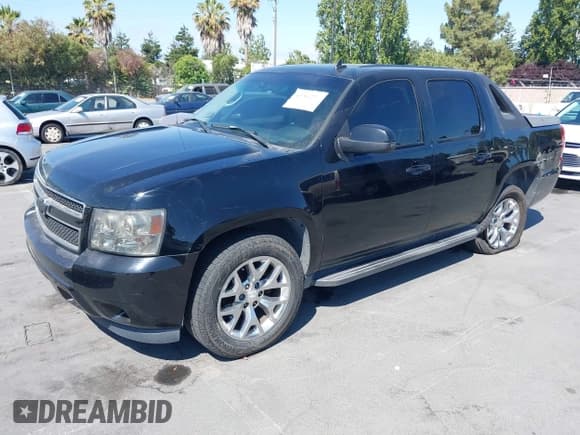 ✅ 2007 Chevrolet Avalanche LTZ • VIN: 3GNFK12357G143573 • Лот: 42762234. Опубликован ранее на IAAI с пробегом 283 869 миль. Бесплатный доступ к архиву аукционных продаж из США и подробный отчёт об истории автомобиля на DreamBid. Изображение 2.