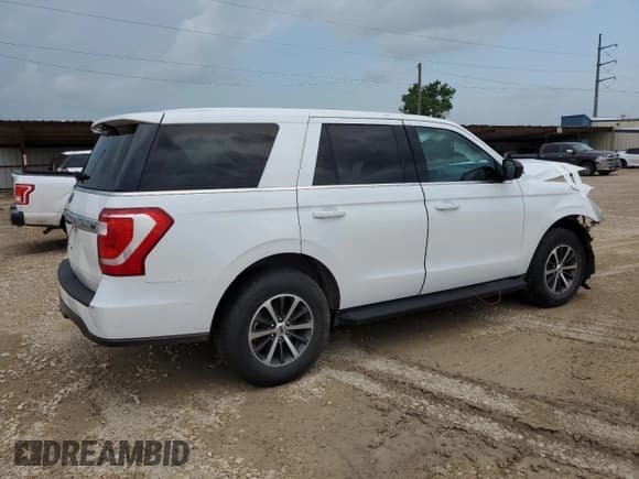 ✅ 2021 Ford Expedition XL • VIN: 1FMJU1FT0MEA37201 • Lot: 53151735. Listed on Copart with 68,993 mi. Free auction sales archive from the USA and detailed vehicle history report at DreamBid. Image 3.