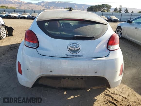 ✅ 2012 Hyundai Veloster w/Gray Int • VIN: KMHTC6AD5CU054055 • Lot: 76632734. Wystawiony na Copart z przebiegiem 151 489 mil. Bezpłatny archiwum sprzedaży aukcyjnych z USA i szczegółowy raport historii pojazdu na DreamBid. Zdjęcie 6.