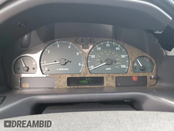 ✅ 2000 Land Rover Range Rover • VIN: SALPV1640YA440458 • Lot: 66376375. Wystawiony na Copart z przebiegiem 135 694 mil. Bezpłatny archiwum sprzedaży aukcyjnych z USA i szczegółowy raport historii pojazdu na DreamBid. Zdjęcie 9.