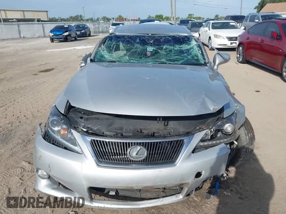 ✅ 2011 Lexus IS 250 C • VIN: JTHFF2C21B2516455 • Lot: 42501767. Listed on IAAI with 126,398 mi. Free auction sales archive from the USA and detailed vehicle history report at DreamBid. Image 12.