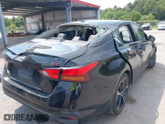 ✅ 2024 Nissan Altima SR • VIN: 1N4BL4CV4RN313184 • Lot: 43238183. Listed on IAAI with 59,291 mi. Free auction sales archive from the USA and detailed vehicle history report at DreamBid. Image 4.