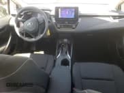 ✅ 2025 Toyota Corolla Hybrid LE • VIN: JTDBDMHE2SJ012412 • Lot: 57169775. Wystawiony na Copart z przebiegiem 2 962 mil. Bezpłatny archiwum sprzedaży aukcyjnych z USA i szczegółowy raport historii pojazdu na DreamBid. Zdjęcie 8.