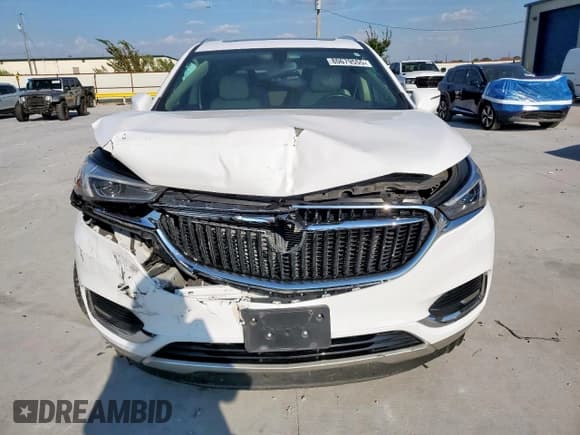 ✅ 2020 Buick Enclave Essence • VIN: 5GAERBKW5LJ307110 • Lot: 80679555. Wystawiony na Copart z przebiegiem 80 770 mil. Bezpłatny archiwum sprzedaży aukcyjnych z USA i szczegółowy raport historii pojazdu na DreamBid. Zdjęcie 5.