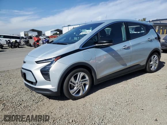 ✅ 2022 Chevrolet Bolt EV 1LT • VIN: 1G1FW6S05N4115162 • Lot: 90295035. Listed on Copart with 180,322 mi. Free auction sales archive from the USA and detailed vehicle history report at DreamBid. Image 1.