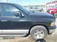 2003 Dodge 1500 ST z VIN 1D7HA18Z33S163409, wystawiony jako IAAI lot #41995869 z przebiegiem 260 663 mil mil oraz . Historia ofert i sprzedaży dostępna na DreamBid. Obrazek 12.