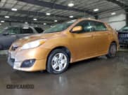 ✅ 2009 Toyota Matrix S • VIN: 2T1KE40E89C020769 • Lot: 62018885. Wystawiony na Copart z przebiegiem 238 462 mil. Bezpłatny archiwum sprzedaży aukcyjnych z USA i szczegółowy raport historii pojazdu na DreamBid. Zdjęcie 1.