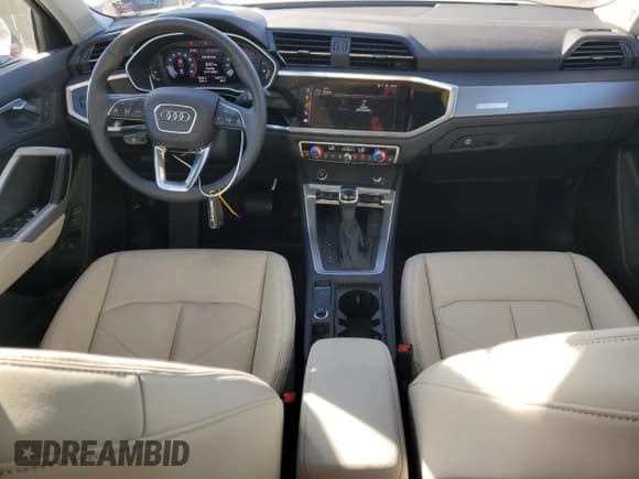 ✅ 2024 Audi Q3 Premium • VIN: WA1AUCF30R1087346 • Lot: 85033524. Listed on Copart with 5,523 mi. Free auction sales archive from the USA and detailed vehicle history report at DreamBid. Image 8.