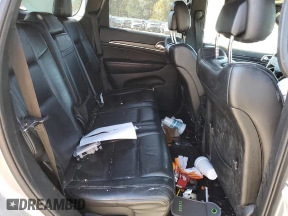 ✅ 2017 Jeep Grand Cherokee Limited • VIN: 1C4RJEBG7HC877526 • Lot: 92615665. Wystawiony na Copart z przebiegiem 130 482 mil. Bezpłatny archiwum sprzedaży aukcyjnych z USA i szczegółowy raport historii pojazdu na DreamBid. Zdjęcie 10.