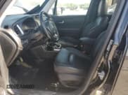 ✅ 2019 Jeep Renegade Limited • VIN: ZACNJBD16KPJ89703 • Lot: 64314745. Wystawiony na Copart z przebiegiem 93 422 mil. Bezpłatny archiwum sprzedaży aukcyjnych z USA i szczegółowy raport historii pojazdu na DreamBid. Zdjęcie 7.