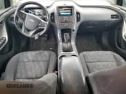 ✅ 2014 Chevrolet Volt • VIN: 1G1RE6E43EU170627 • Lot: 76278204. Wystawiony na Copart z przebiegiem 207 980 mil. Bezpłatny archiwum sprzedaży aukcyjnych z USA i szczegółowy raport historii pojazdu na DreamBid. Zdjęcie 8.