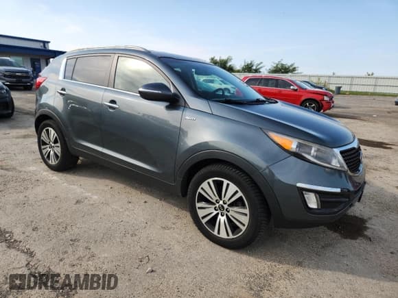 ✅ 2014 Kia Sportage EX • VIN: KNDPCCAC1E7553027 • Lot: 80184645. Listed on Copart with 160,630 mi. Free auction sales archive from the USA and detailed vehicle history report at DreamBid. Image 4.