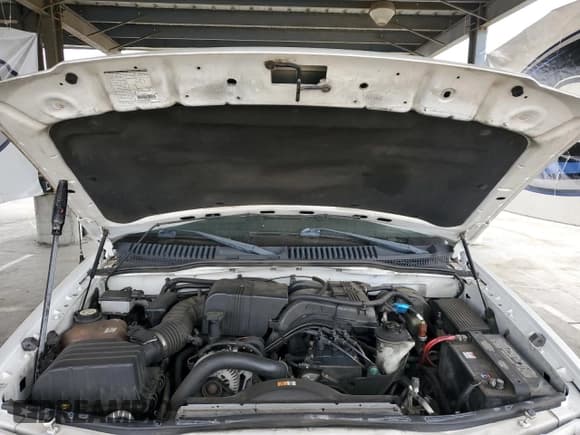 ✅ 2002 Ford Explorer Limited • VIN: 1FMDU75E22ZA26015 • Лот: 70484095. Опубликован ранее на Copart с пробегом 99 305 миль. Бесплатный доступ к архиву аукционных продаж из США и подробный отчёт об истории автомобиля на DreamBid. Изображение 12.