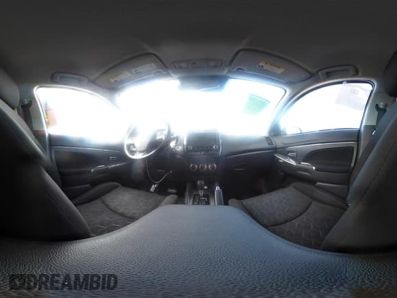 ✅ 2021 Mitsubishi Outlander SE • VIN: JA4APVAU5MU012118 • Лот: 42779252. Опубликован ранее на IAAI с пробегом 76 447 миль. Бесплатный доступ к архиву аукционных продаж из США и подробный отчёт об истории автомобиля на DreamBid. Изображение 18.