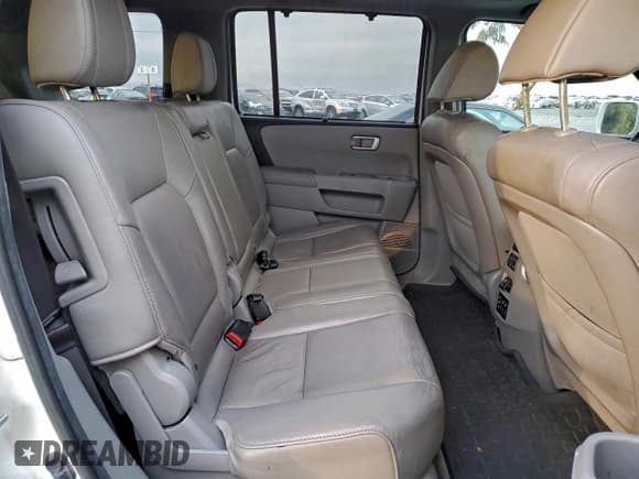 ✅ 2013 Honda Pilot Touring • VIN: 5FNYF4H95DB059001 • Lot: 96227875. Listed on Copart with 184,556 mi. Free auction sales archive from the USA and detailed vehicle history report at DreamBid. Image 11.