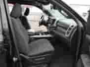 2019 Ram 1500 Big Horn с VIN 1C6SRFFT1KN681558, выставлен на аукционе IAAI как лот 43560371 с пробегом 42 353 миль миль и . История ставок и продаж доступна на DreamBid. Изображение 18.