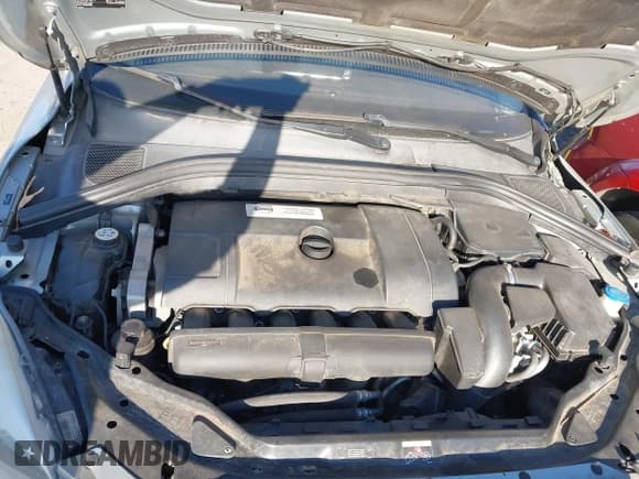 ✅ 2012 Volvo XC60 3.2L • VIN: YV4952DL0C2316433 • Lot: 41496699. Listed on IAAI with 199,557 mi. Free auction sales archive from the USA and detailed vehicle history report at DreamBid. Image 10.